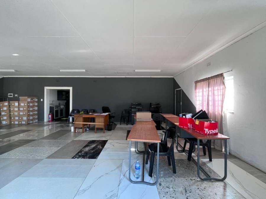 To Let  Bedroom Property for Rent in Hartbeesfontein North West